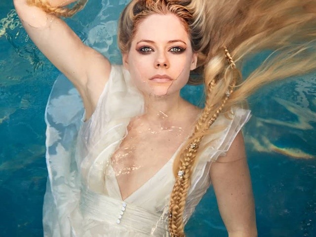 Avril Lavigne - Head Above Water