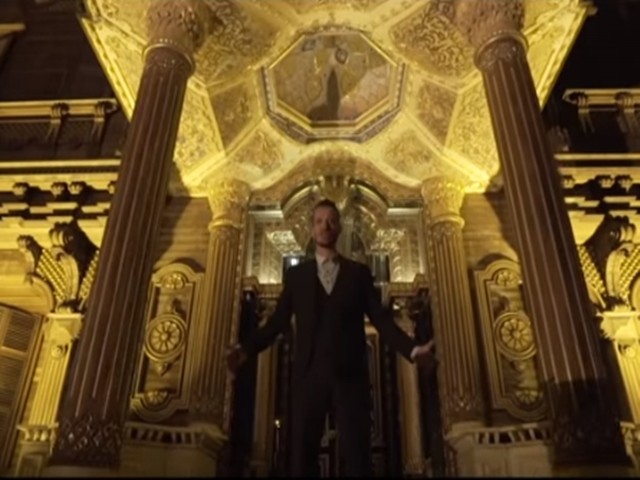 Evren Besta - Kral Benim