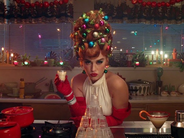 Katy Perry - Cozy Little Christmas