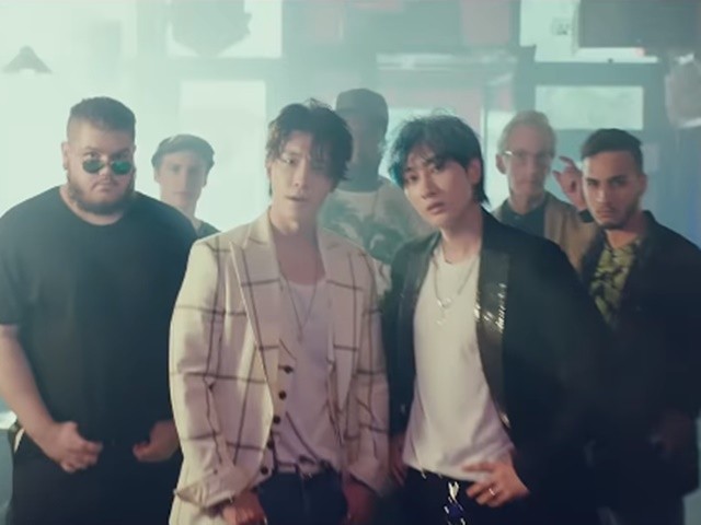 SUPER JUNIOR-D&E - 'Bout you'