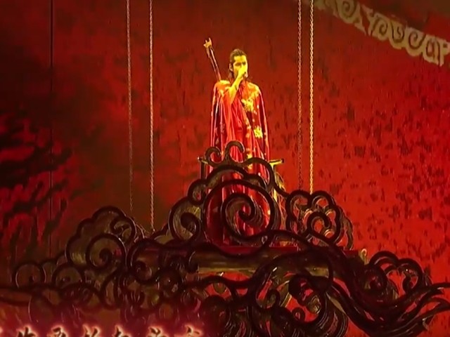 Kris Wu - Tian Di Performance at Alive Tour in Chongqing