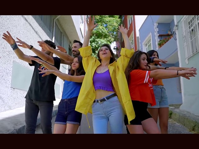 MorNarpin & Yeşil Kasaba - Yağmur Yağmur