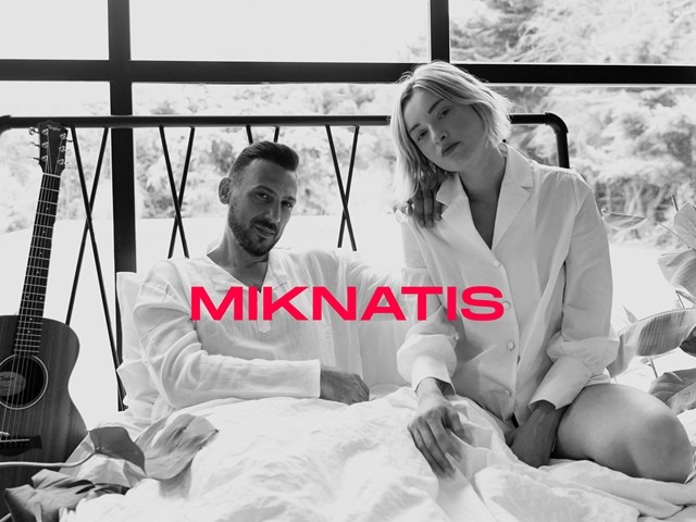 Ege Çubukçu & Güliz Ayla - Mıknatıs