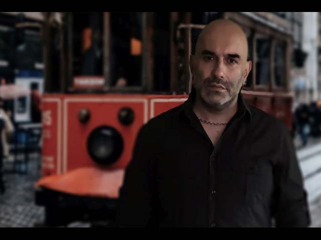 Ferit Tunçer - İstanbul`da Ben