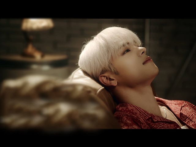 KIM WOOJIN - In my space