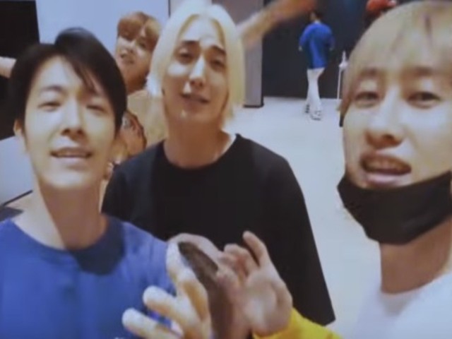 SUPER JUNIOR - Somebody New