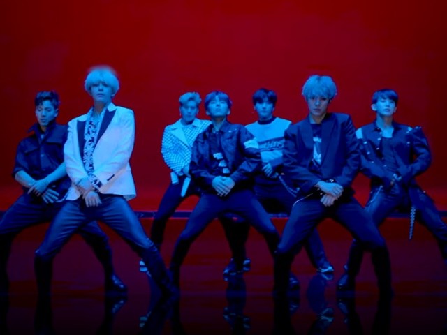 MONSTA X - LIVIN' IT UP