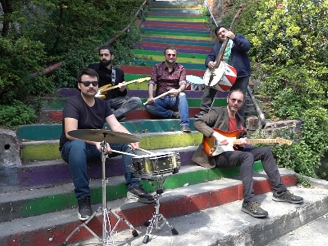 Teneke Trampet - Cihangir Kedileri