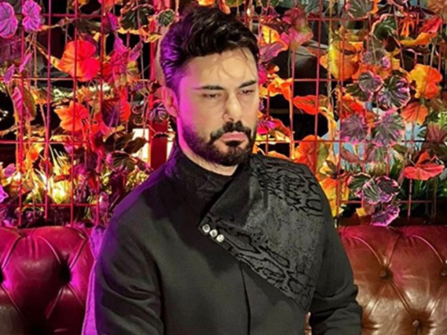 Oktay Ertuğrul - Tükendim